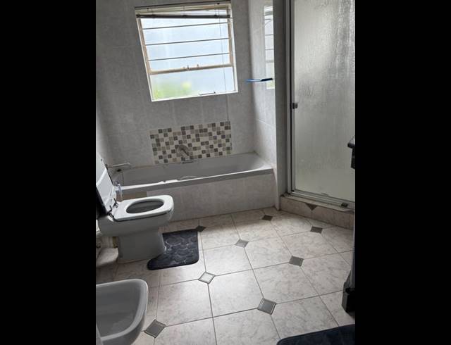 3 BEDROOM PROPERTY TO RENT IN SANDOWN